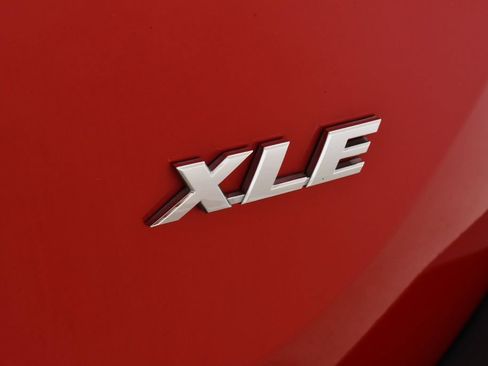 Used 2014 Toyota RAV4 XLE FWD image 22