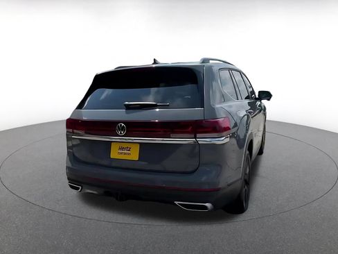 Used 2026 Volkswagen Atlas SE FWD image 15