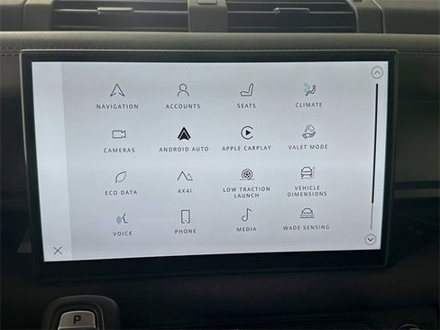 Used 2025 Land Rover Defender 110 V8 image 15