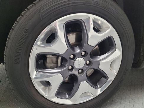 Used 2019 Jeep Compass Limited image 31