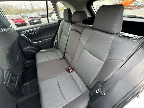 Used 2025 Toyota RAV4 XLE image 22