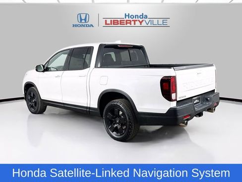 New 2026 Honda Ridgeline Black Edition image 3