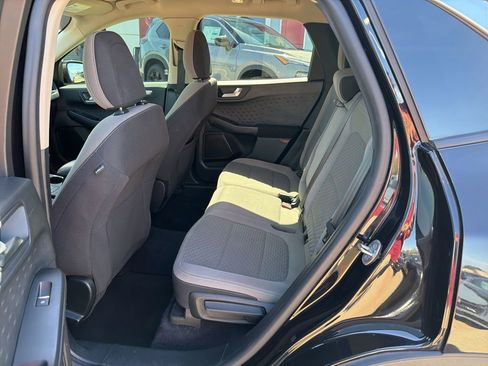 Used 2020 Ford Escape SE FWD image 16