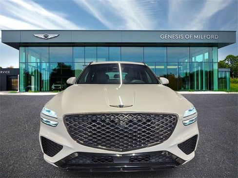 Used 2023 Genesis GV70 3.5T Sport w/ Sport Prestige Package image 2