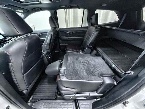 Used 2021 Honda Pilot Black Edition image 26