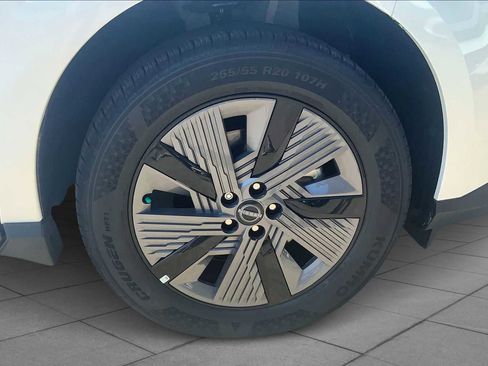 New 2025 Nissan Murano SL image 12