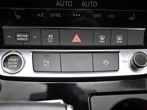 Used 2025 Audi Q7 2.0T Premium Plus w/ Premium Plus Package image 23