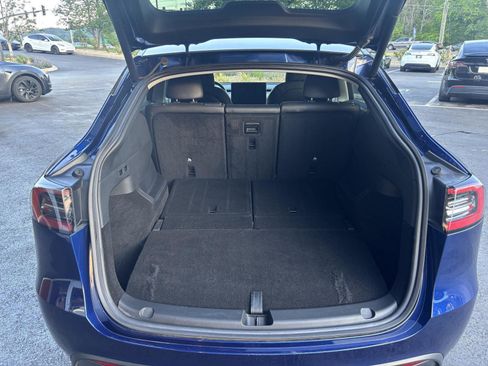 Used 2023 Tesla Model Y Long Range AWD/4WD image 17