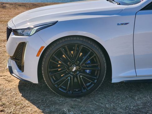 Certified 2023 Cadillac CT5 V w/ Premium Package image 8