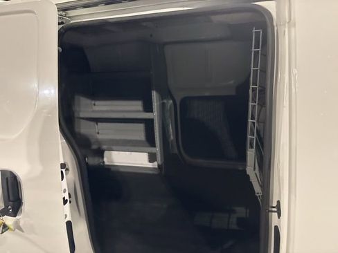 Used 2015 Nissan NV200 S w/ Cruise Control Package image 18