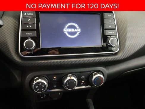 New 2025 Nissan Kicks Play S image 17