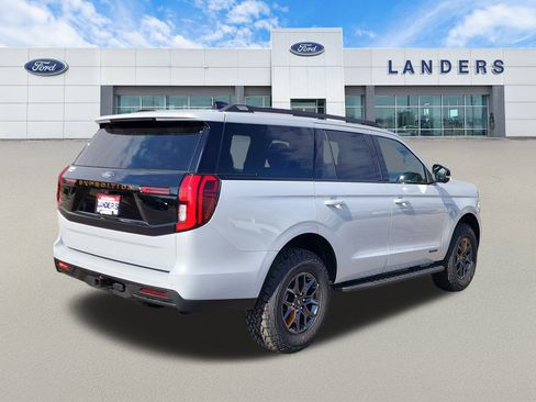 New 2026 Ford Expedition Tremor image 3