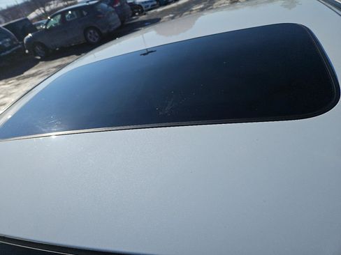 Used 2015 Honda Accord EX image 11