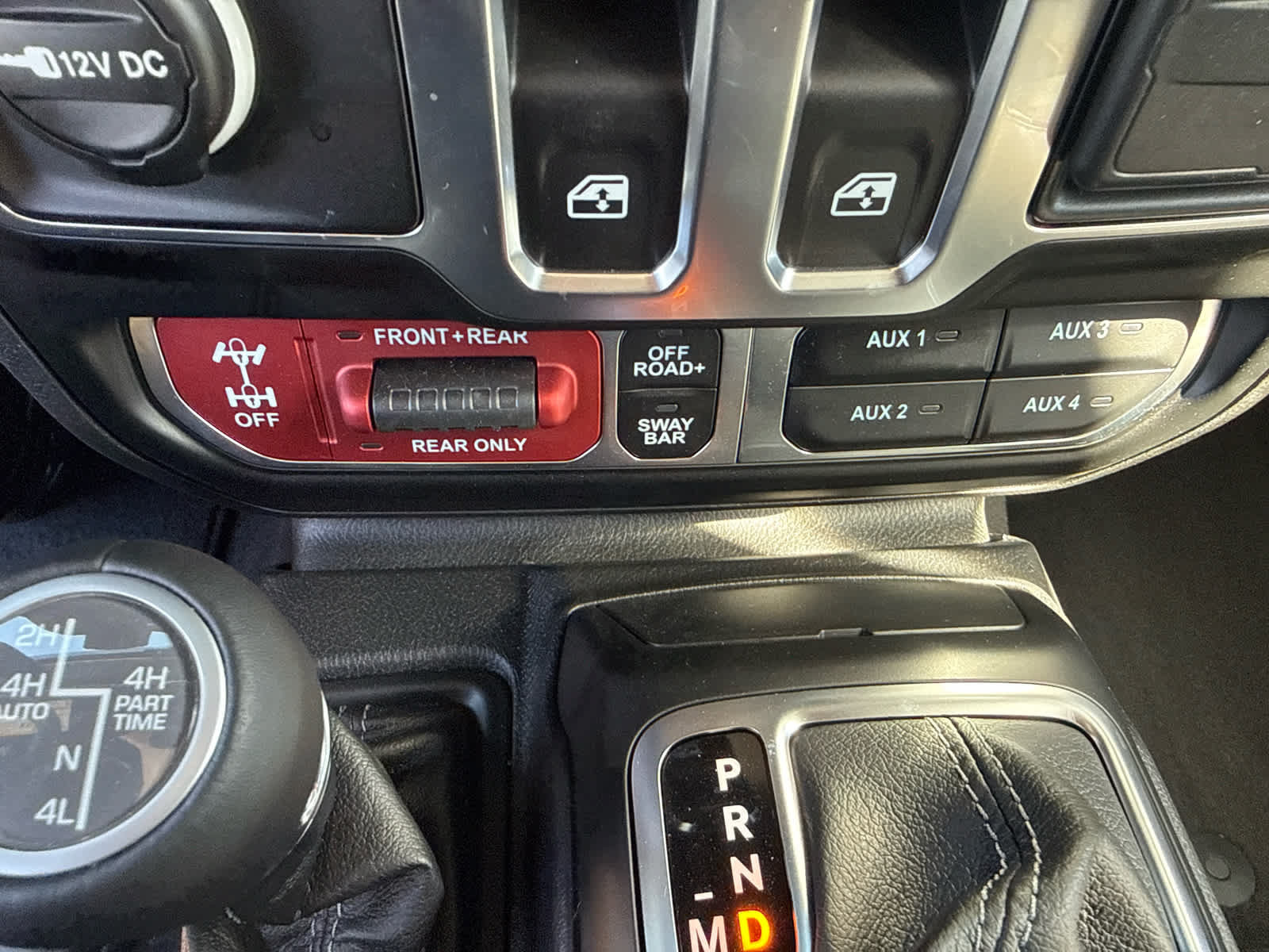 Used 2026 Jeep Wrangler Rubicon AWD/4WD image 26