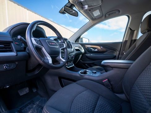 Used 2018 GMC Terrain SLE w/ Driver Convenience Package image 5