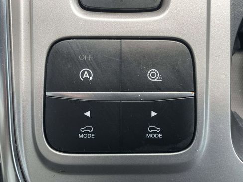 Used 2021 Ford Explorer Limited w/ Equipment Group 301A image 24