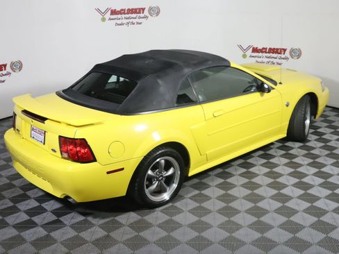 Used 2004 Ford Mustang GT image 16