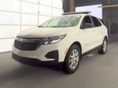 Used 2022 Chevrolet Equinox LS w/ LS Convenience Package