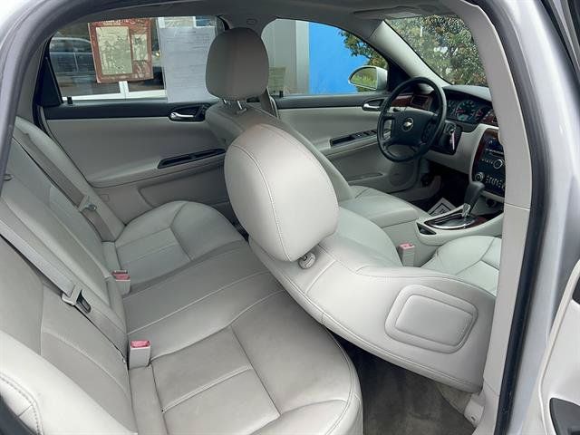 Used 2011 Chevrolet Impala LT w/ Luxury Edition Package FWD image 15