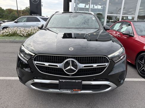 Used 2023 Mercedes-Benz GLC 300 4MATIC image 3