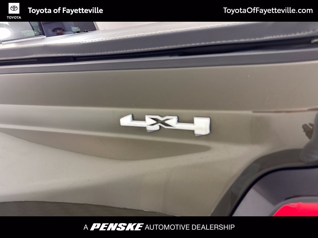 Used 2025 GMC Canyon Elevation w/ Technology Package AWD/4WD image 20