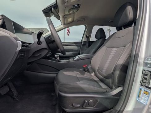 Used 2025 Hyundai Tucson SEL image 3
