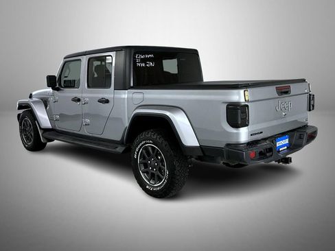 Used 2021 Jeep Gladiator Overland AWD/4WD image 7