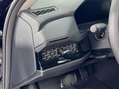 Certified 2025 Honda Accord Touring image 15