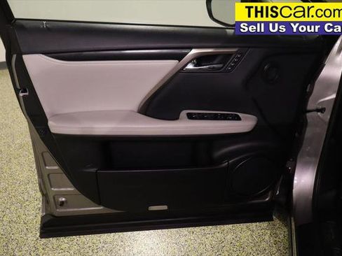 Used 2018 Lexus RX 350L FWD w/ Accessory Package image 27