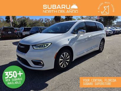 Used 2022 Chrysler Pacifica Limited