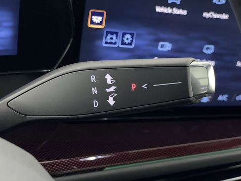 New 2026 Chevrolet Traverse RS w/ LPO, Floor Liner Package image 77