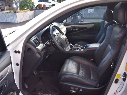 Used 2014 Lexus LS 460 AWD image 19