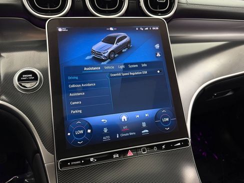 Used 2024 Mercedes-Benz GLC 300 4MATIC image 21