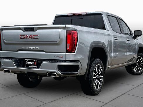 Used 2025 GMC Sierra 1500 AT4 w/ AT4 Premium Package AWD/4WD image 13