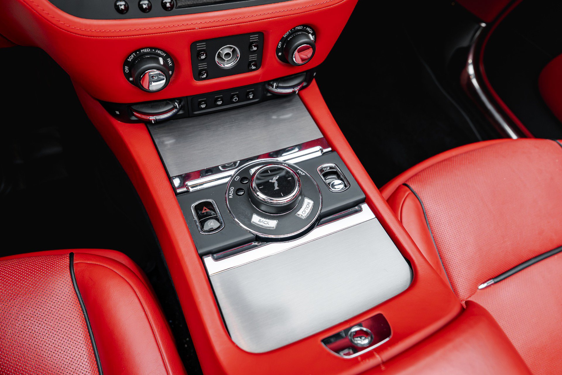 Used 2016 Rolls-Royce Dawn RWD image 55