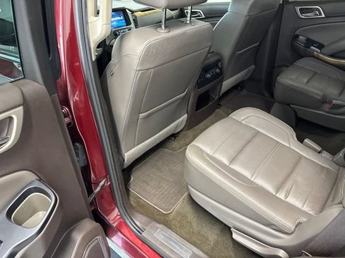Used 2017 GMC Yukon Denali AWD/4WD image 25