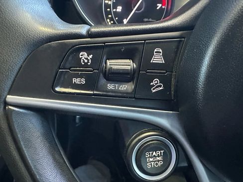 Used 2018 Alfa Romeo Stelvio Ti image 13