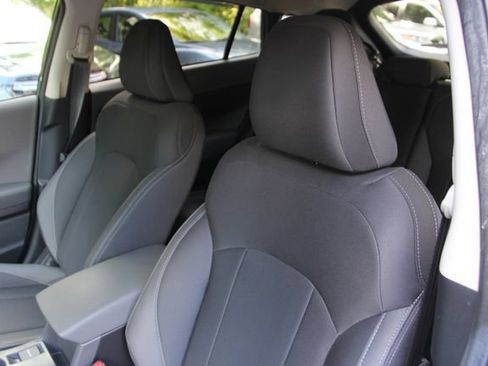 Used 2026 Subaru Crosstrek 2.5i Premium AWD/4WD image 19