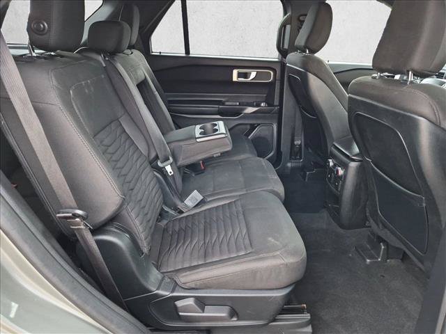 Used 2020 Ford Explorer XLT AWD/4WD image 19