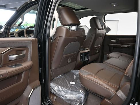 New 2026 RAM 2500 Limited image 36