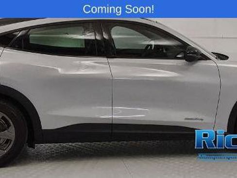 Certified 2023 Ford Mustang Mach-E Select image 2