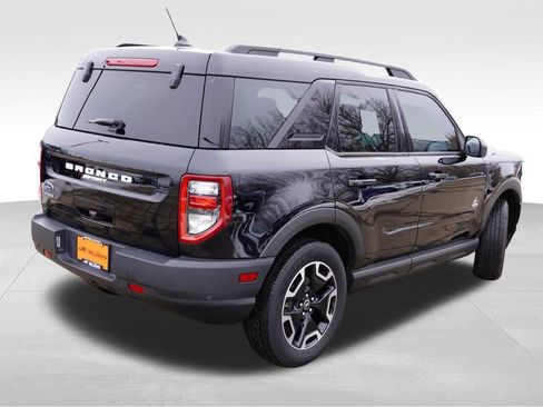 Used 2021 Ford Bronco Sport Outer Banks image 5
