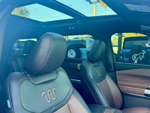 Certified 2021 Ford Explorer King Ranch w/ Premium Technology Package image 11