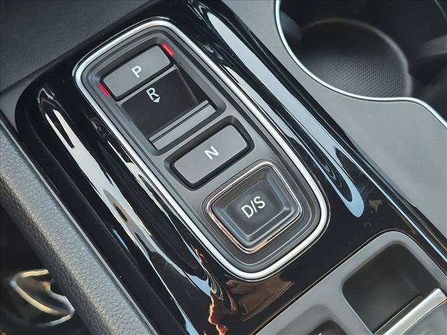 Used 2025 Honda Pilot Sport image 12
