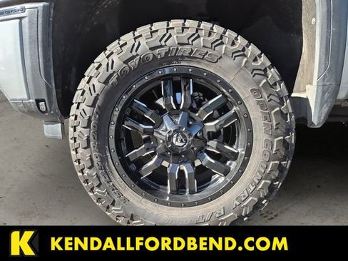 Used 2024 GMC Sierra 3500 AT4 w/ AT4 Premium Plus Package image 10