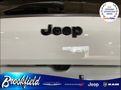 New 2026 Jeep Grand Cherokee L Limited AWD/4WD image 11