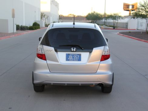 Used 2013 Honda Fit image 6