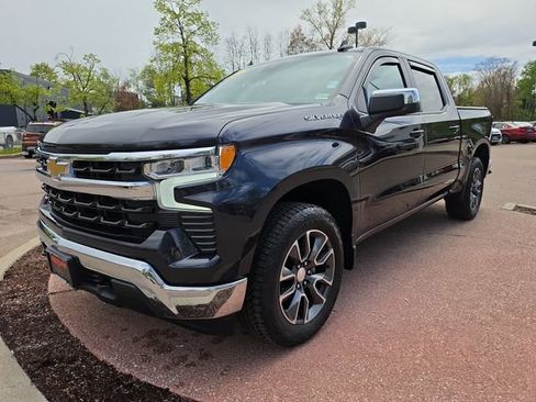 Used 2023 Chevrolet Silverado 1500 LT AWD/4WD image 1