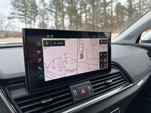 Used 2023 Audi Q5 2.0T Prestige w/ Prestige Package image 11