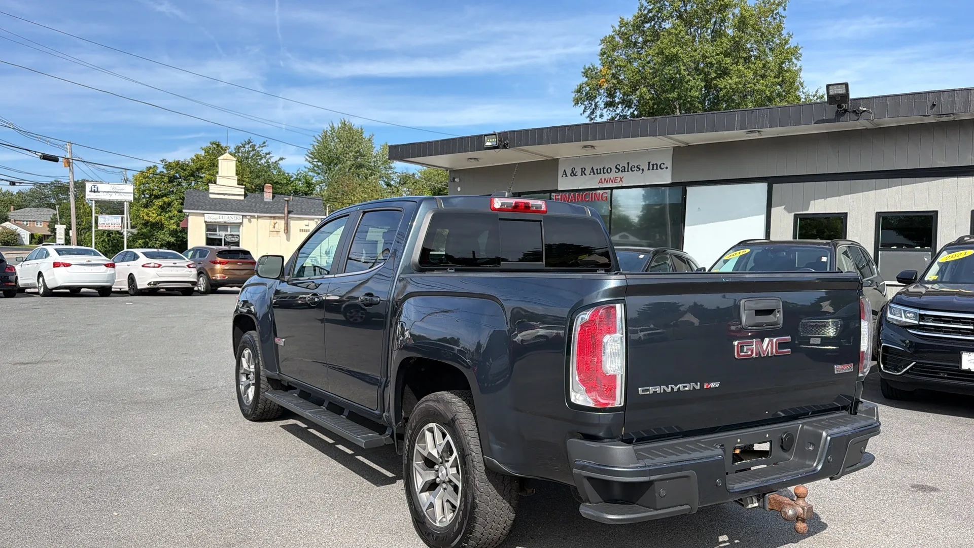 Used 2019 GMC Canyon All Terrain w/ Trailering Package AWD/4WD image 5